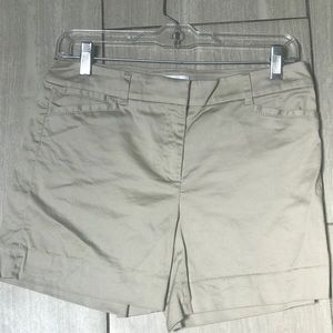 🛍🛍🛍WHITE HOUSE BLACK MARKET SHORTS🛍🛍🛍